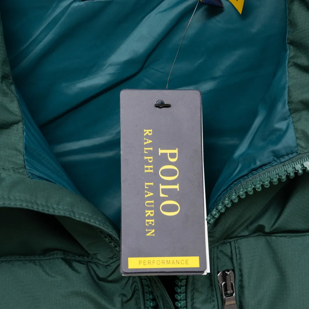 P600 top version (different currency) You can scan the code to enter the official website (national standard 90 down) Style: POLO Ralph Lauren small label embroidery knitted old money style down vest Color: picture color Size: S-XL Fabric: woven (national standard 90 down) Accessories: full set of customized accessories No gender distinction, same style for men and women
